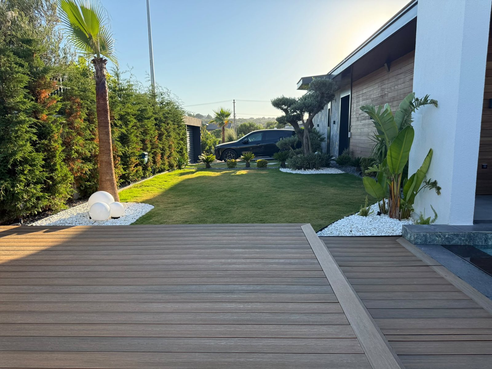 Villa garden terrace finished with DURO 3.0 composite decking